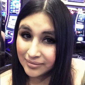 Meet your Posher, Mayra